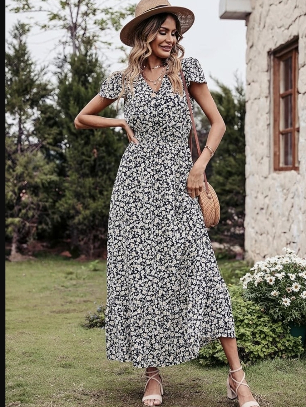 Black Ruffle-Tier Maxi Dress with Puff Sleeves - Picture 4 of 4